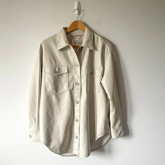 Aritzia Wilfred The Ganna Vegan Leather Shirt  Jacket Shacket Cream Size Medium - Picture 4 of 8